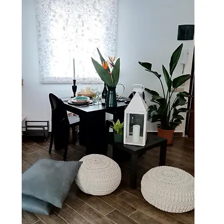 Anna Villa